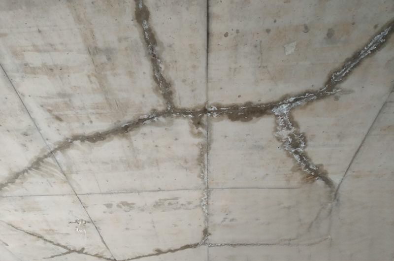 樓板裂縫漏水處理方法（地板裂縫漏水處理方案有哪些?）